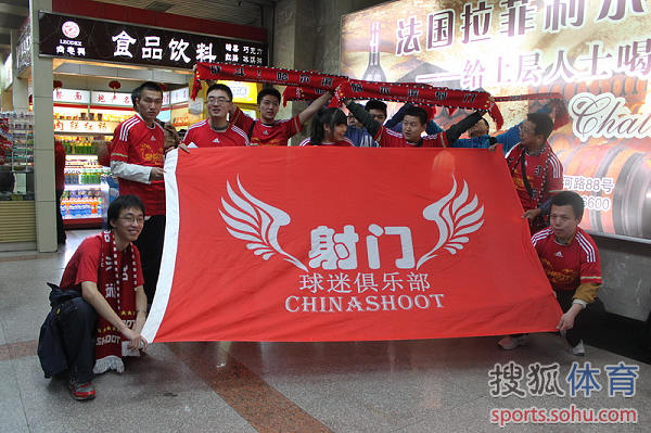 关于富力客场逼平毅腾，保级形势稍微缓解的信息