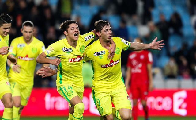 南特球员间发生矛盾,士气受到严重影响的简单介绍 南特球员间发生矛盾,士气受到严重影响的简单介绍