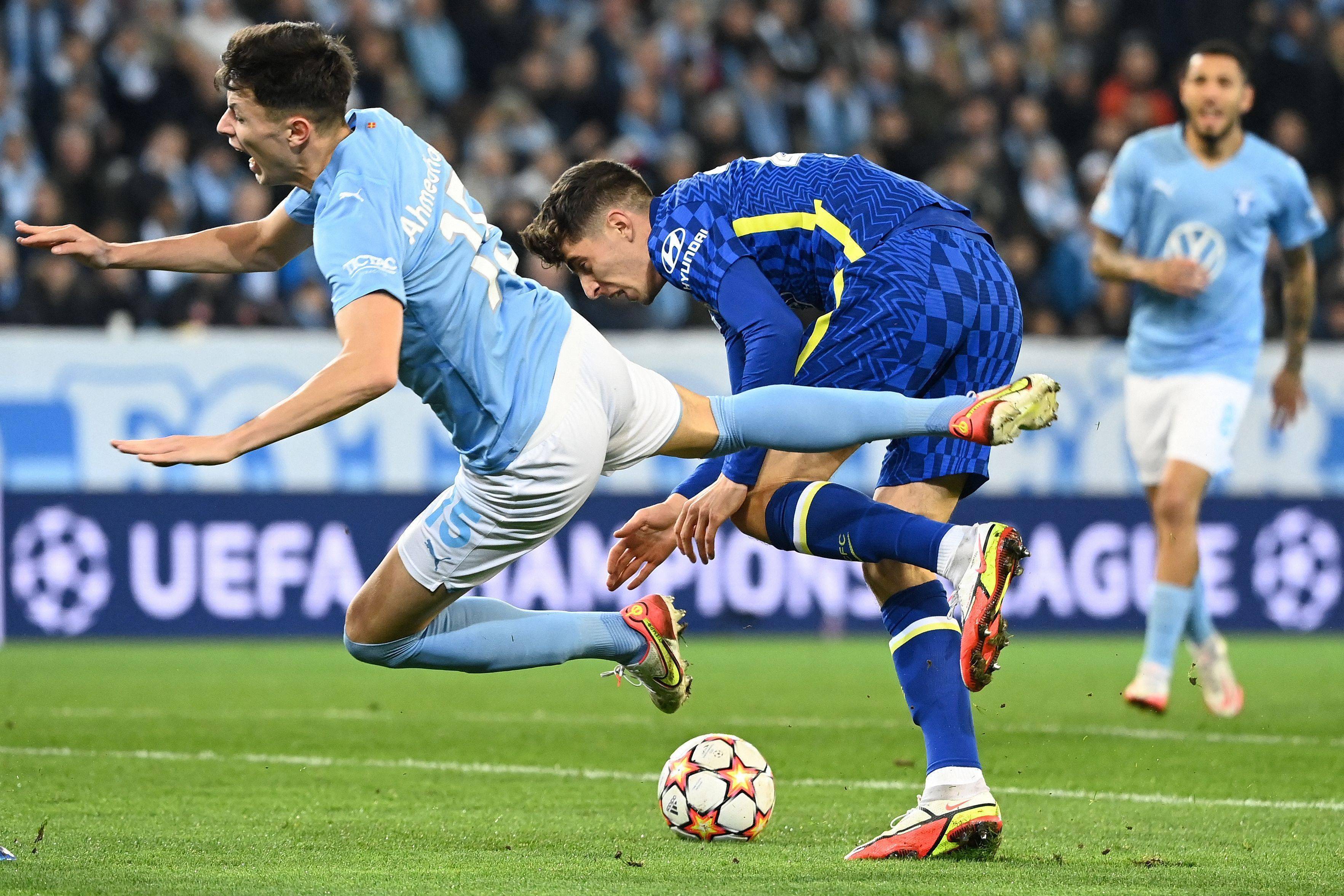 防守反击，球队抓住对手失误获得胜利的简单介绍