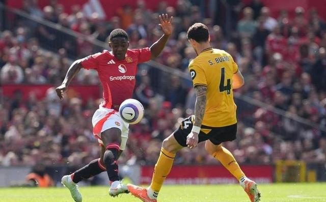 曼联青训新秀崭露头角,英超豪门再添新生力量的简单介绍 曼联青训新秀崭露头角,英超豪门再添新生力量的简单介绍