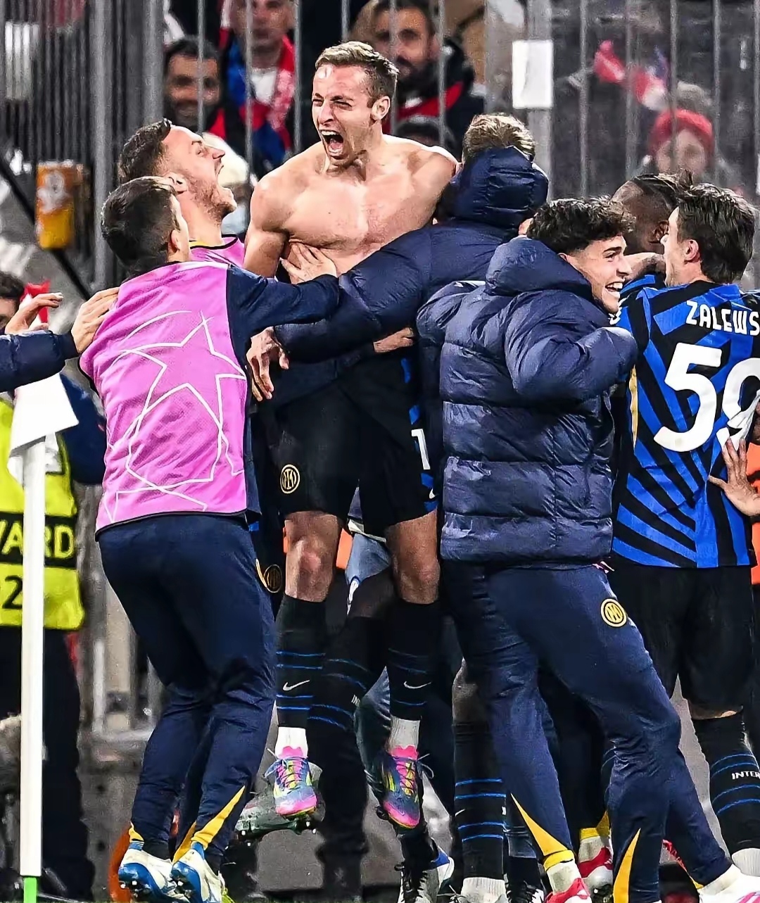 拜仁大败尤文,遭遇惨败出局 拜仁大败尤文,遭遇惨败出局