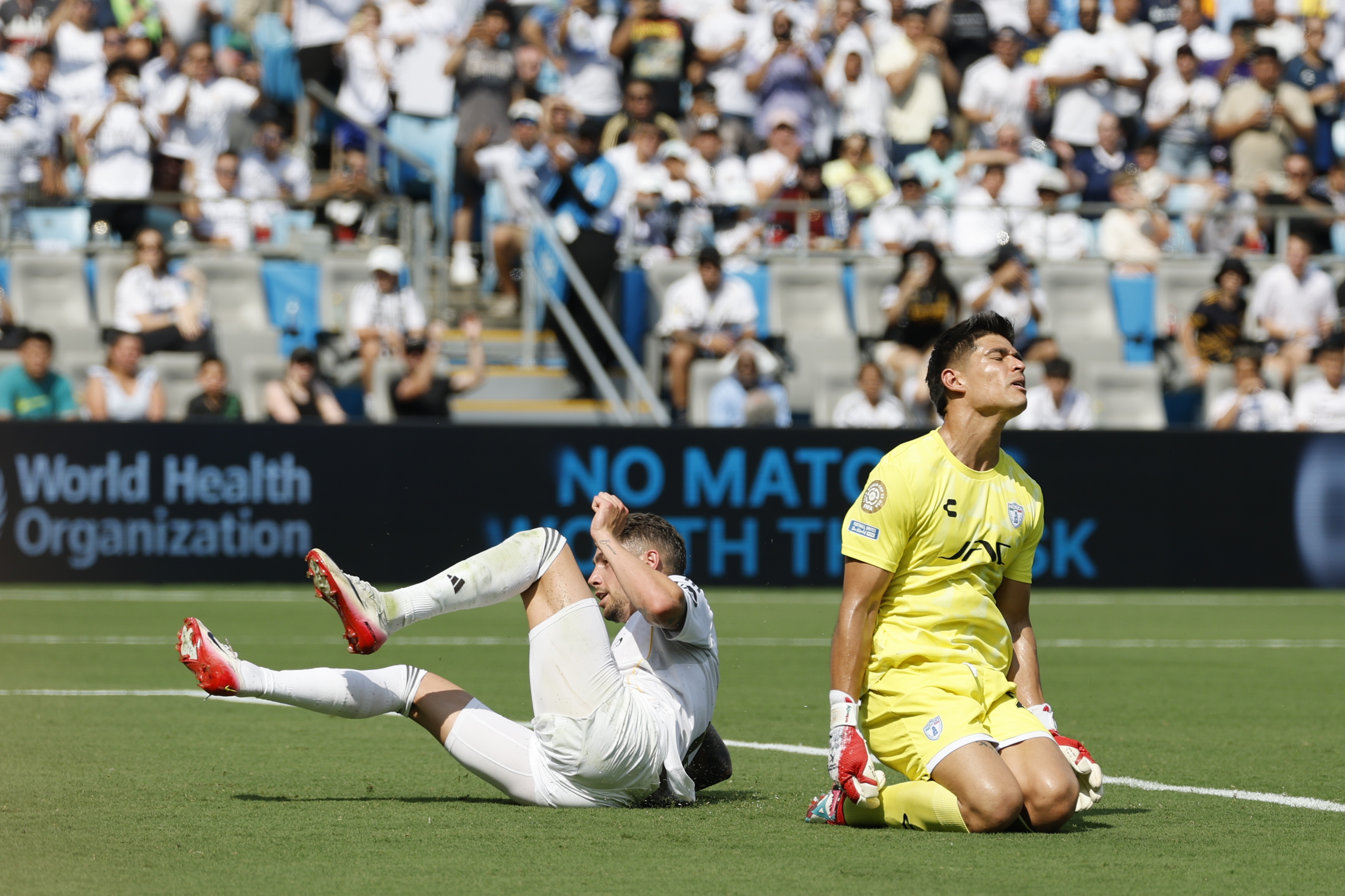 包含顶级足球赛事,势不可挡的豪强较量的词条 包含顶级足球赛事,势不可挡的豪强较量的词条