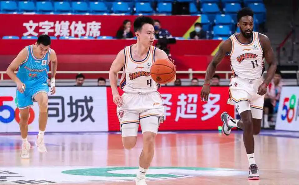 上海男篮迎战江苏队,力争夺胜晋级的简单介绍 上海男篮迎战江苏队,力争夺胜晋级的简单介绍