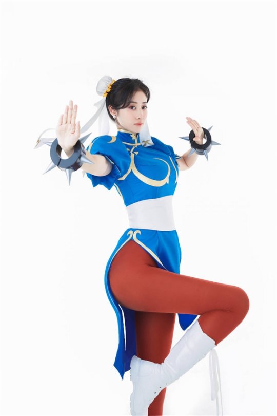 卡利亚里对巴勒莫展开热血对决的简单介绍 卡利亚里对巴勒莫展开热血对决的简单介绍