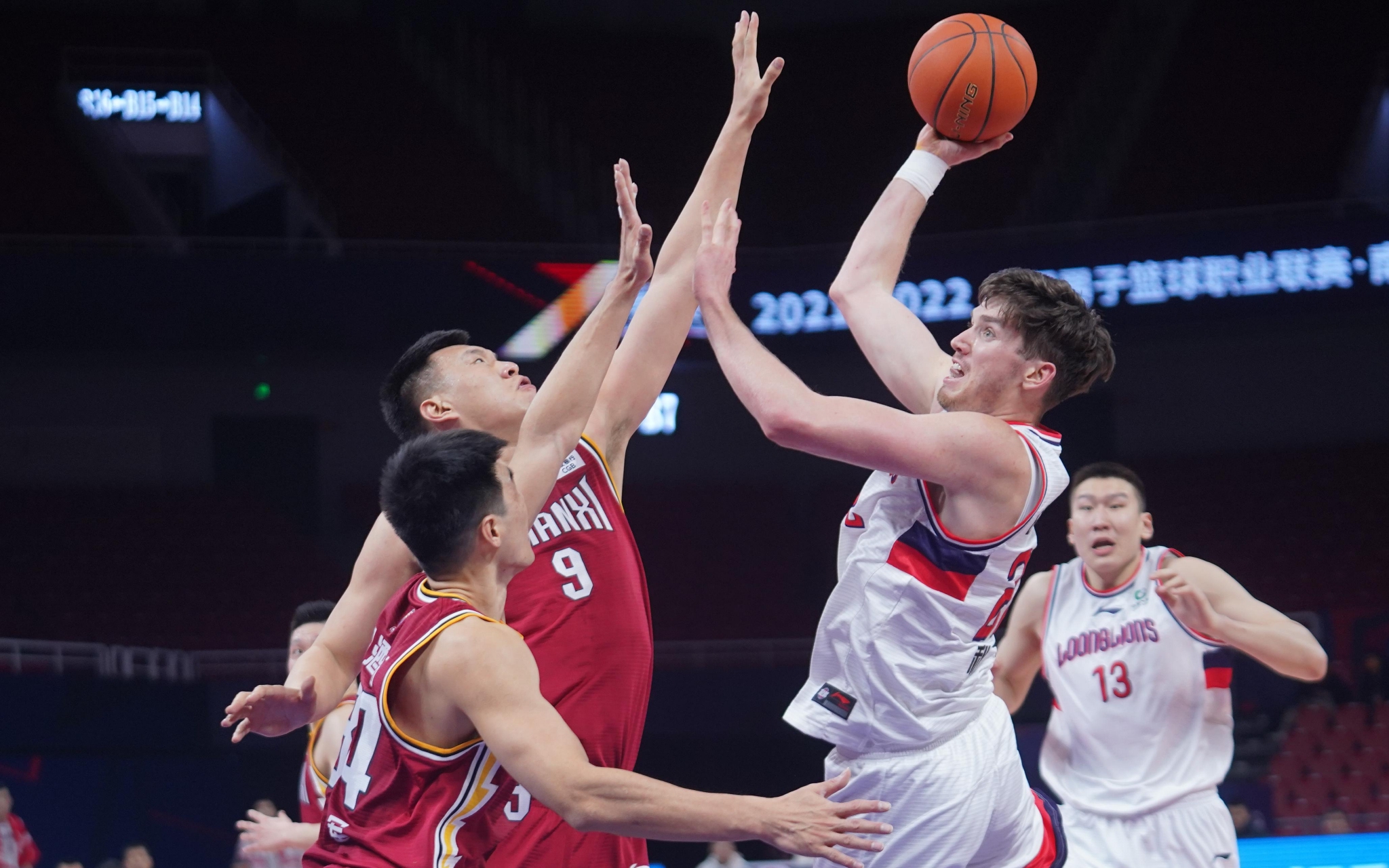 东莞主场与广州队交手决胜负的简单介绍 东莞主场与广州队交手决胜负的简单介绍