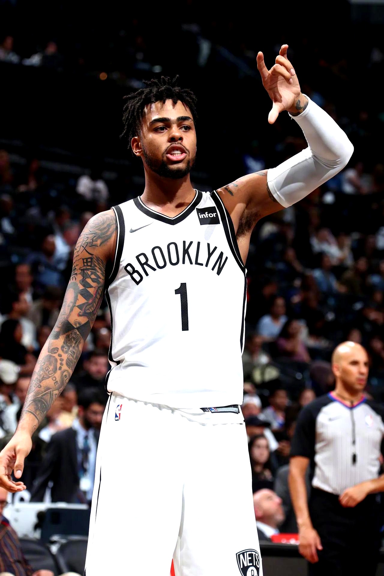 篮网主场告捷，逆转战胜爵士